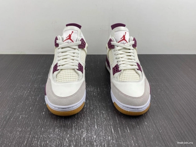 One Kick x Red SB Jordan DR5415-102 4 Sapphire 0710